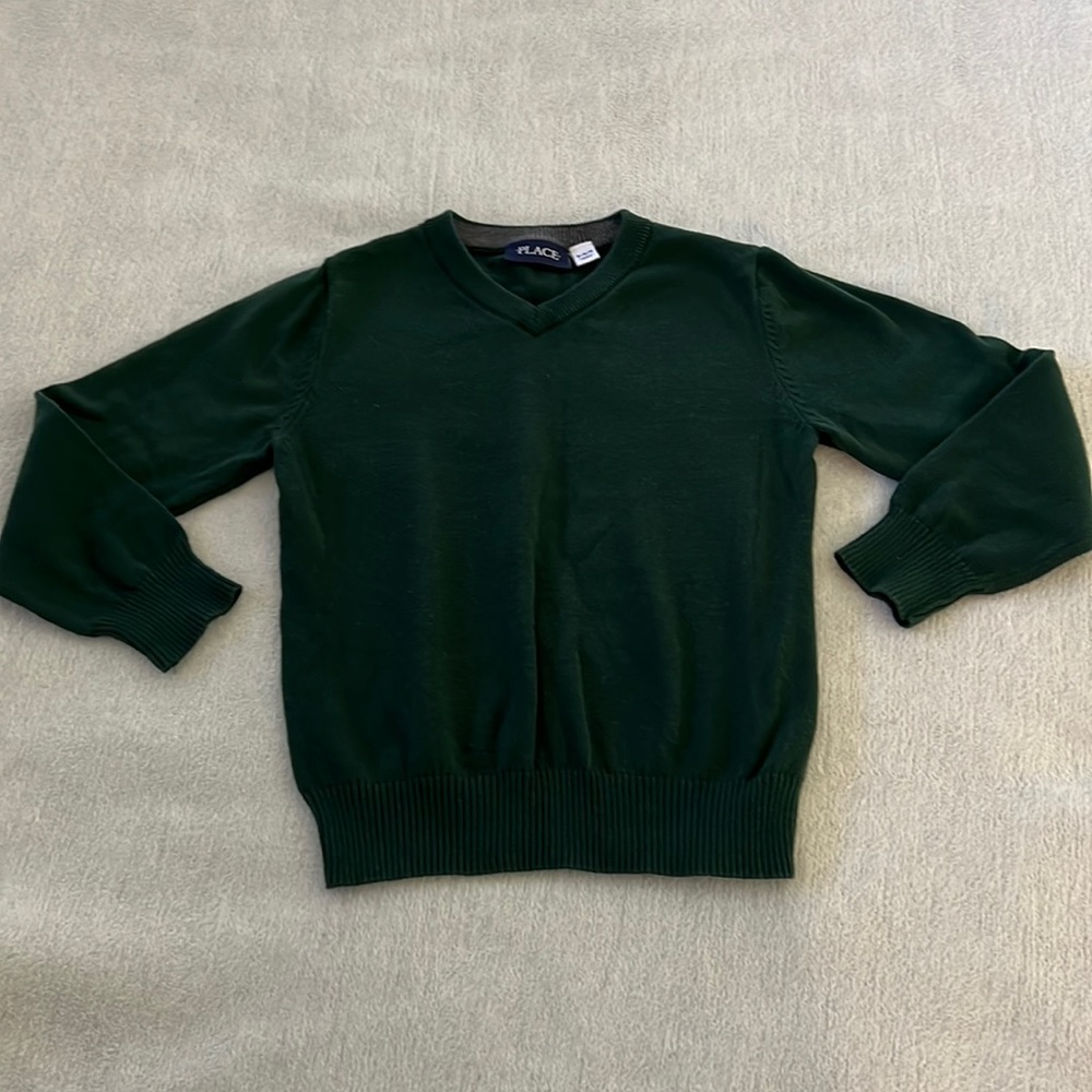 NWOT dark green boys sweater